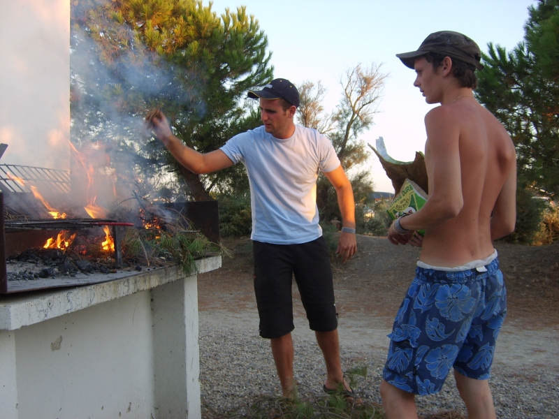 AUX SAINTES